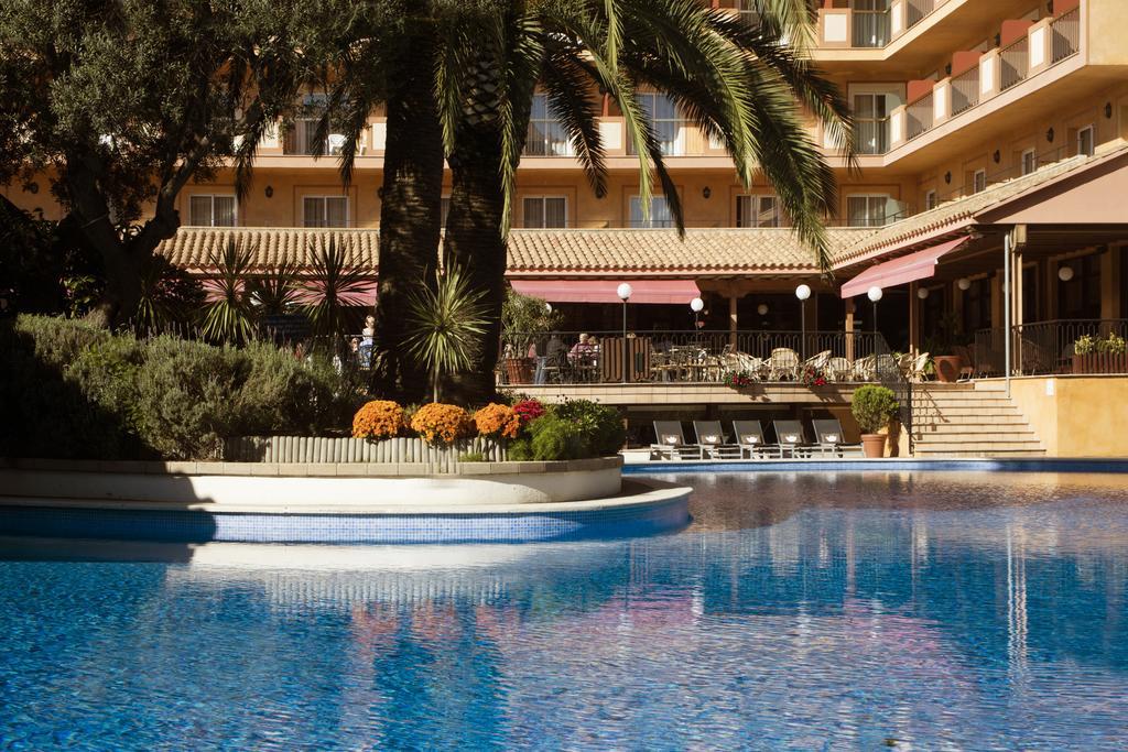 Luna Club Hotel Yoga & Spa 4Sup Malgrat de Mar Exterior foto